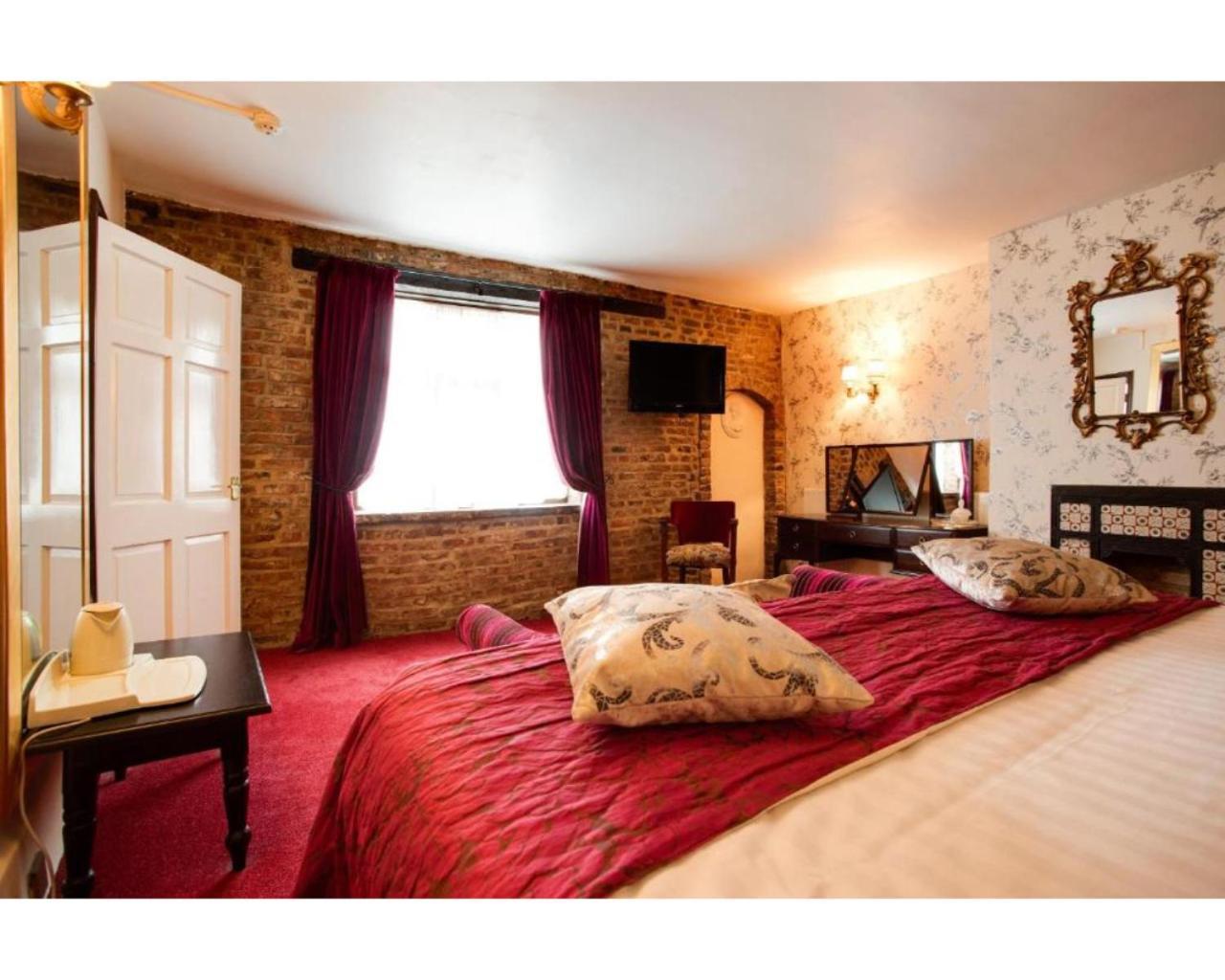 The Rose And Crown Hotel Wisbech Εξωτερικό φωτογραφία